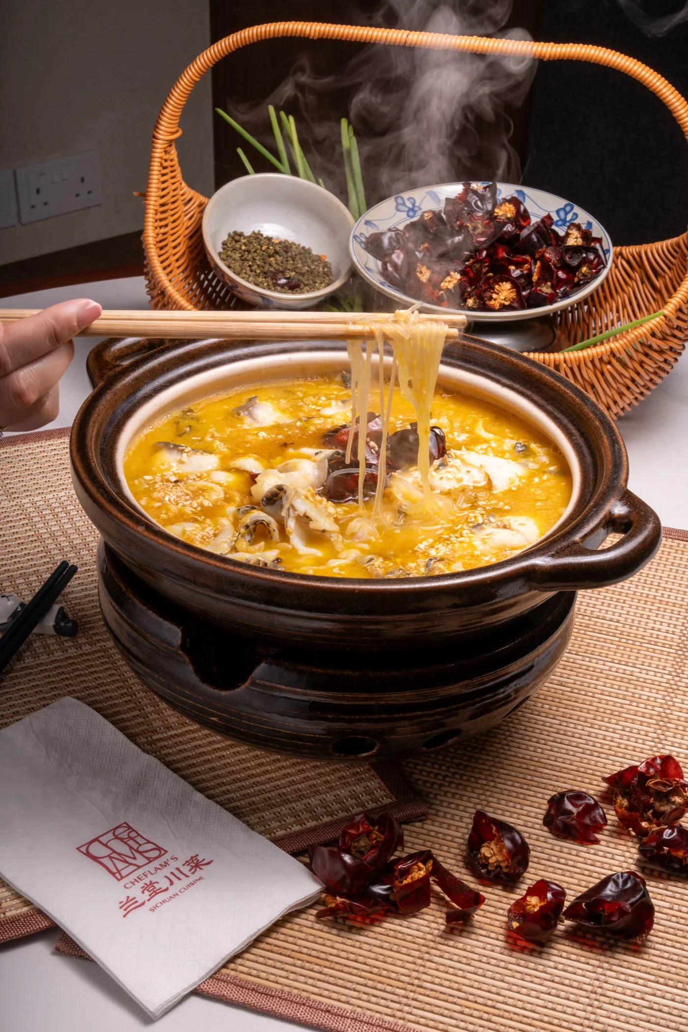 Dongpo golden soup with pickled fish